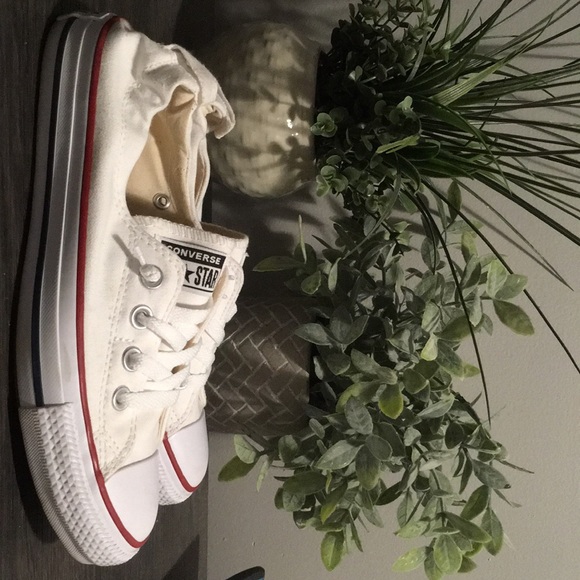 Brand New White Shoreline Converse - Picture 4 of 4